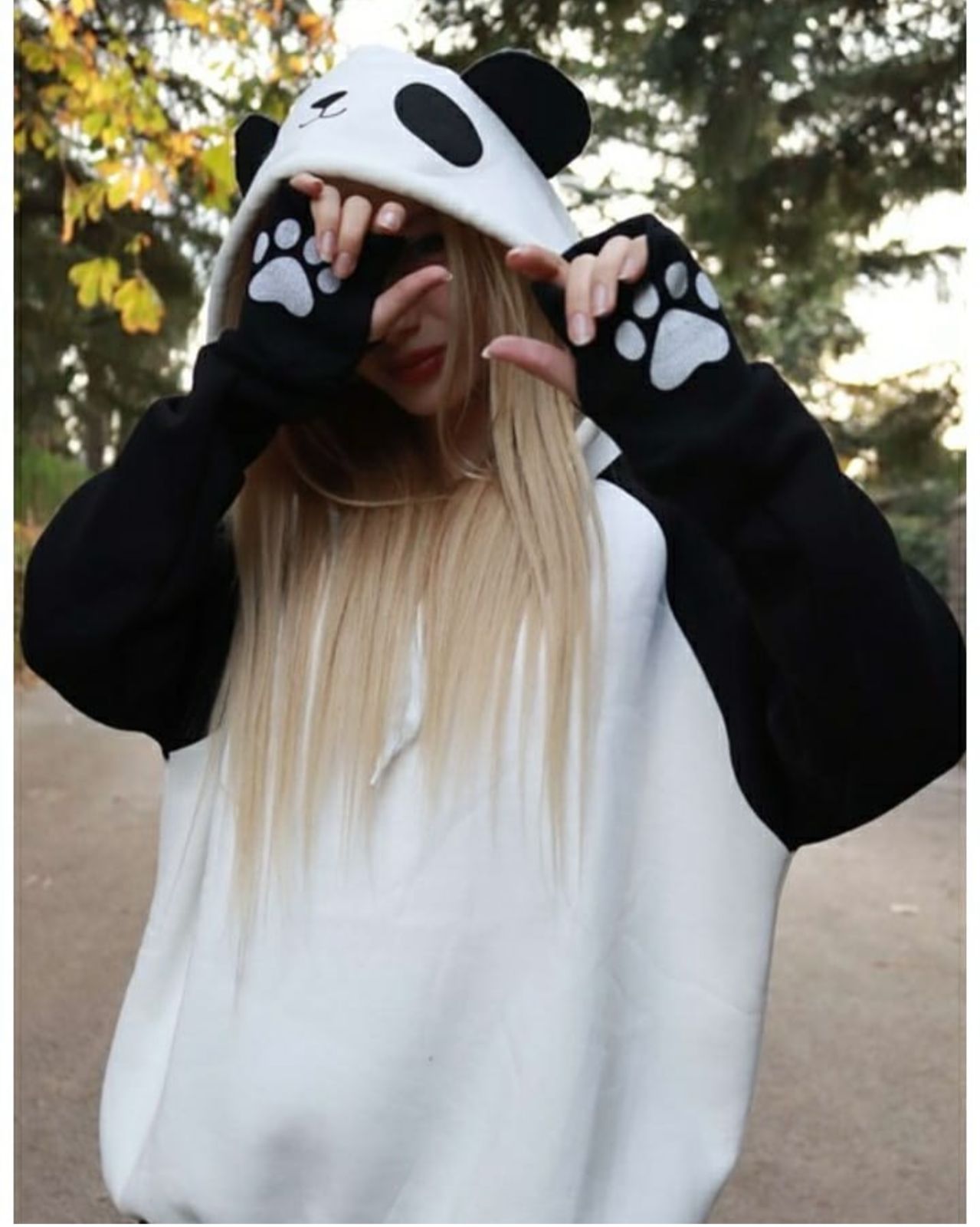 Cozy Panda Fleece Hoodie – Warm & Comfy