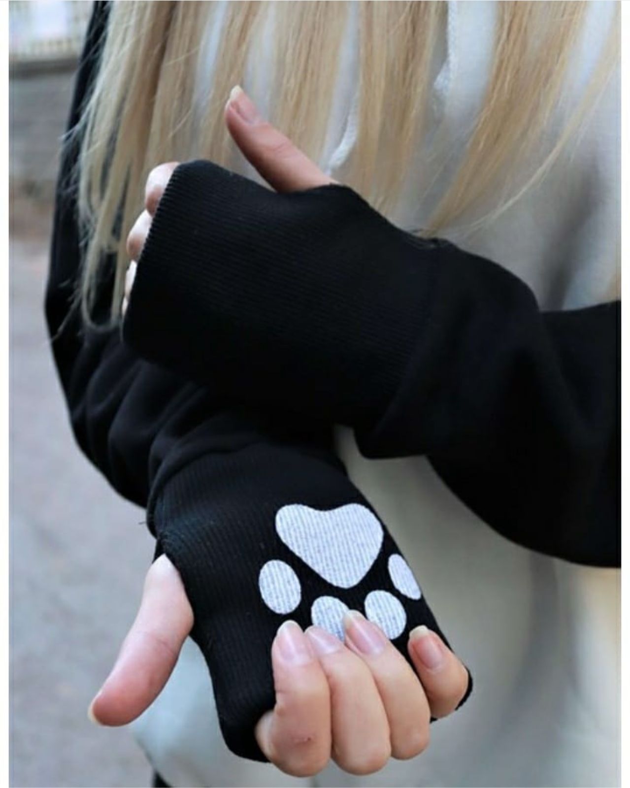 Cozy Panda Fleece Hoodie – Warm & Comfy